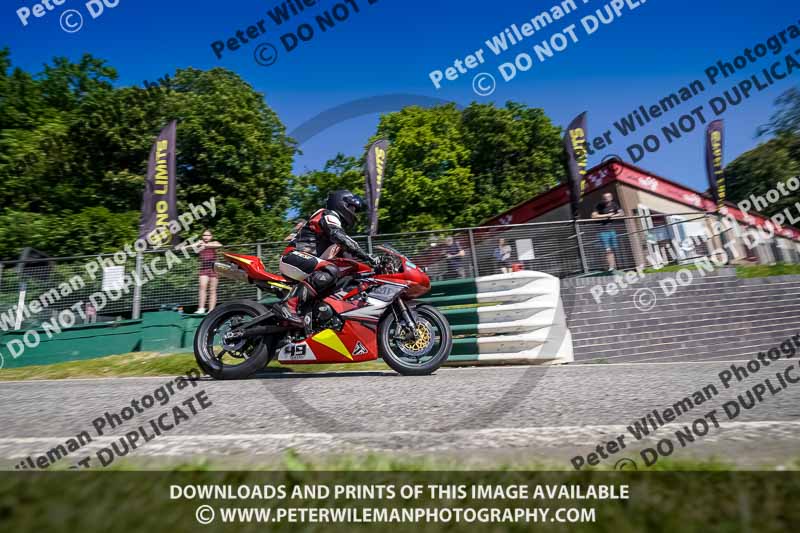 cadwell no limits trackday;cadwell park;cadwell park photographs;cadwell trackday photographs;enduro digital images;event digital images;eventdigitalimages;no limits trackdays;peter wileman photography;racing digital images;trackday digital images;trackday photos